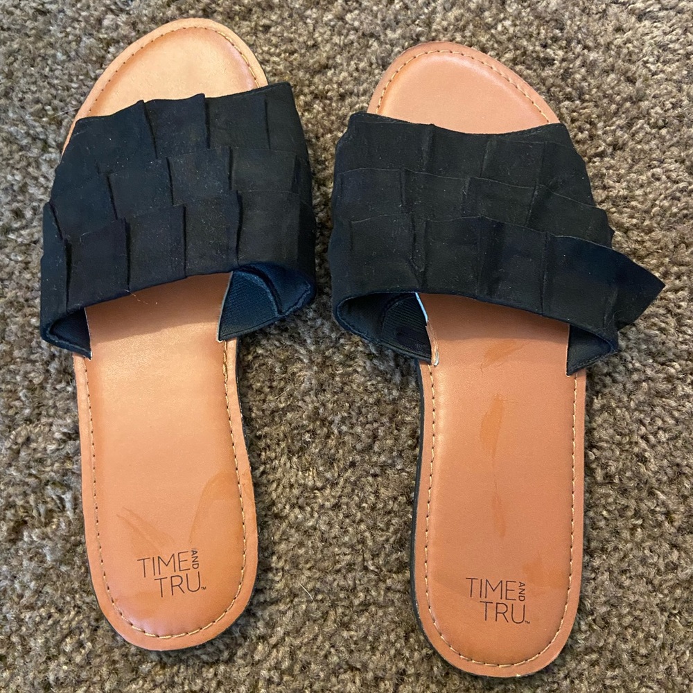 Black sandals